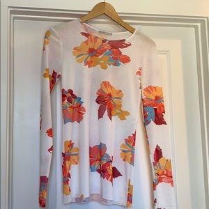 Summer long sleeve top.